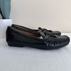 Vintage St. John’s Bay Black Cric Leather Loafers Women’s 9.5M